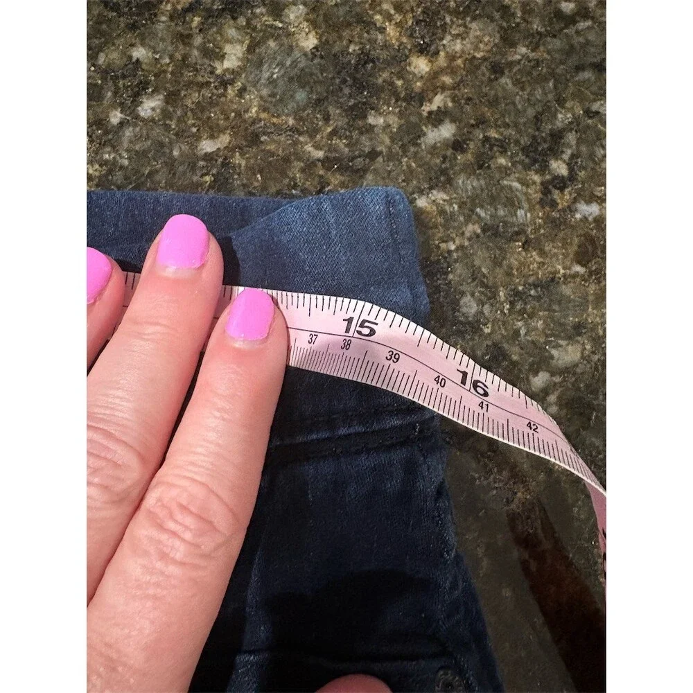 Signature by Levi Strauss Totally Shaping Pull-On Skinny Jeans Dark Wash - Picture 7 of 10